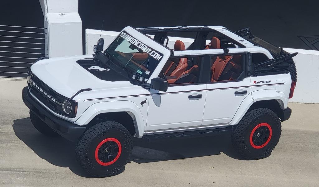 2025 Ford Bronco 4-Door Big Bend's photo